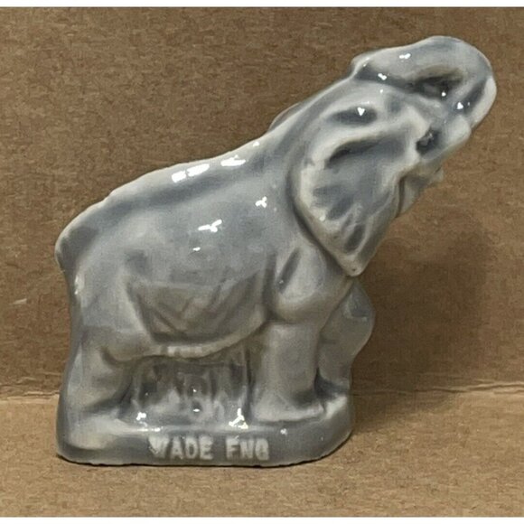 Vintage Wade England Wade Whimsies Gray Elephant Miniature Figurine - Picture 1 of 8